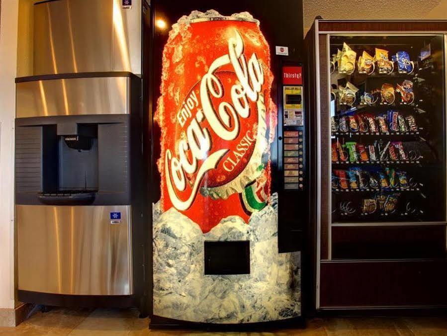 アメリカズ ベスト バリュー イン アンド スイーツ キャスビル / ロアリング リバー Cassville エクステリア 写真